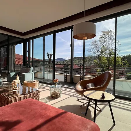 La Plâtrière, Classé 5 étoiles, Avec Garage En Haute Du Puy * Le Puy-en-Velay