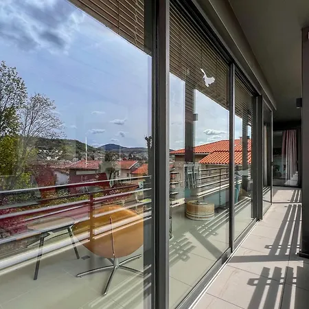 La Platriere, Classe 5 Etoiles, Avec Garage En Haute Du Puy Apartment *